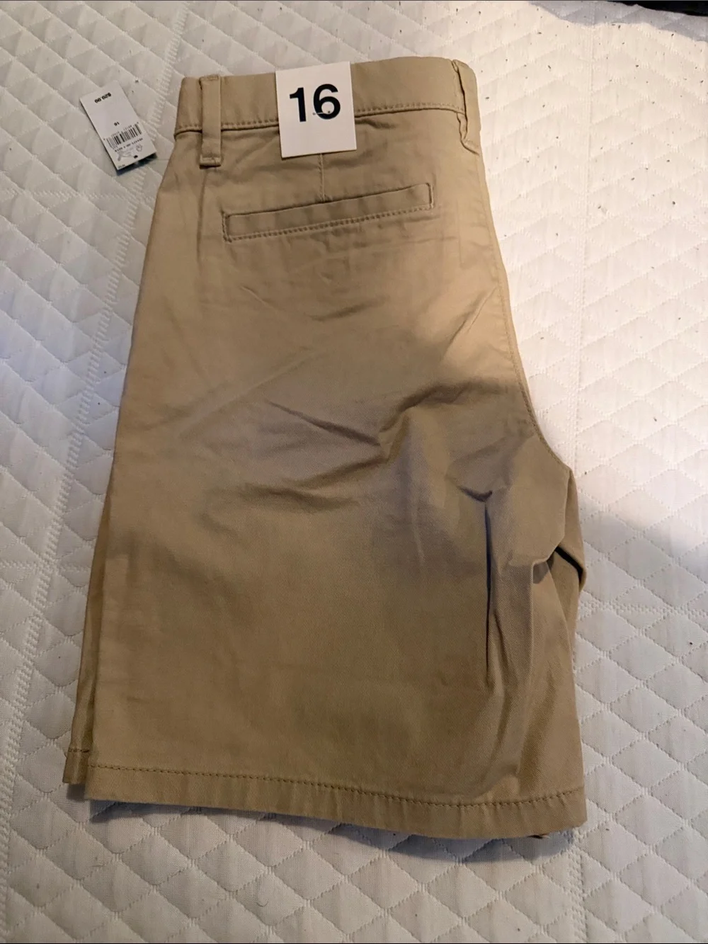 GAP flat front